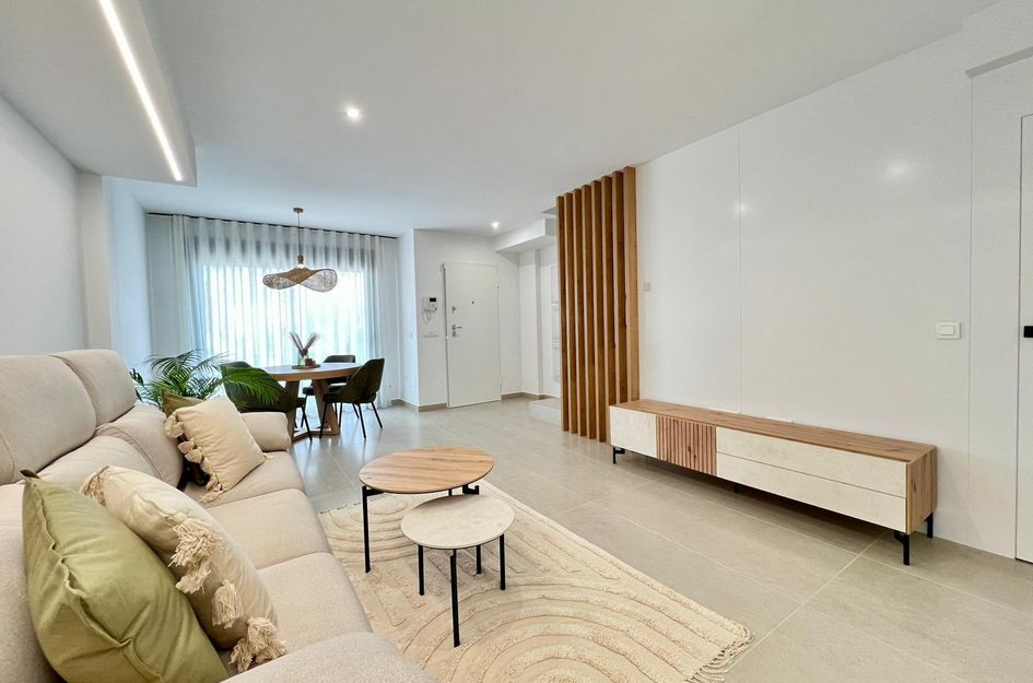 Halfvrijstaand in Benferri