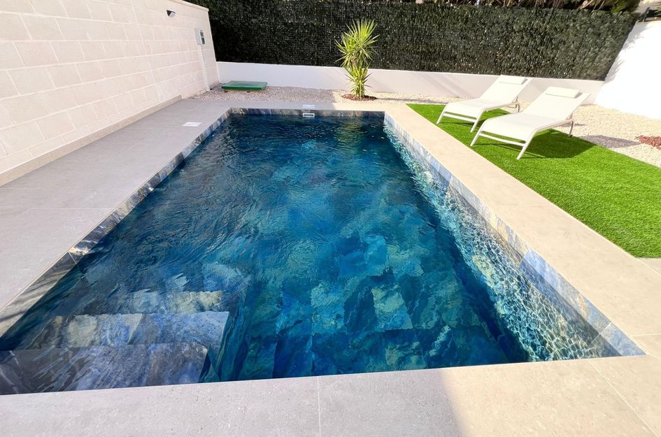 Halfvrijstaand in Benferri