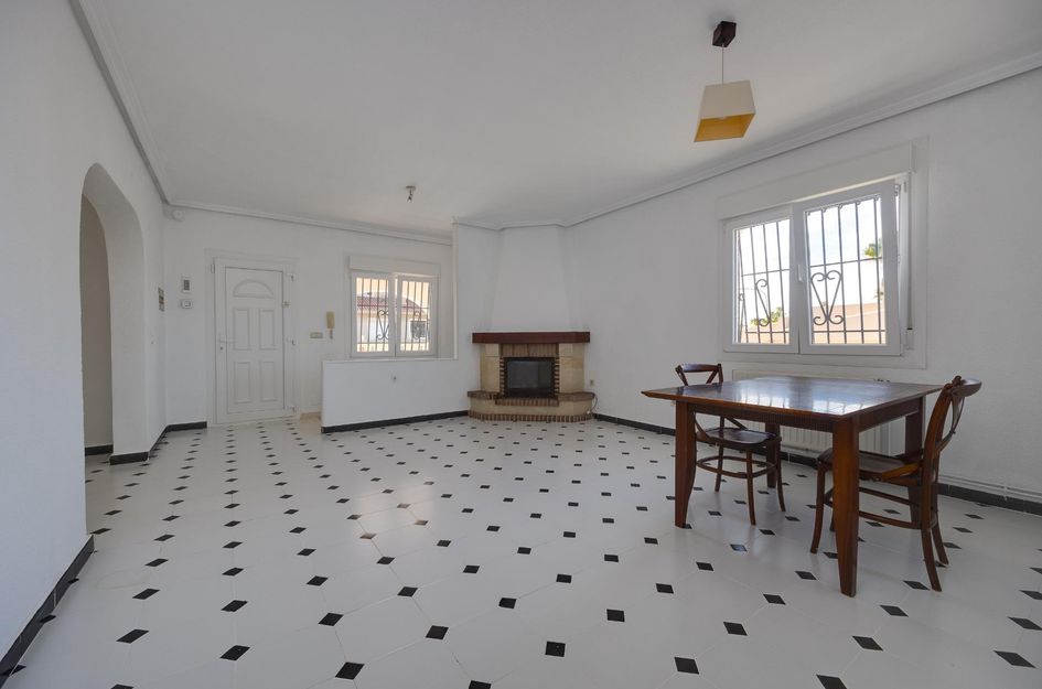 Halfvrijstaand in Torrevieja