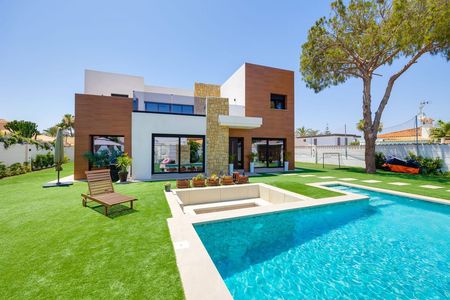 Villa in Torrevieja