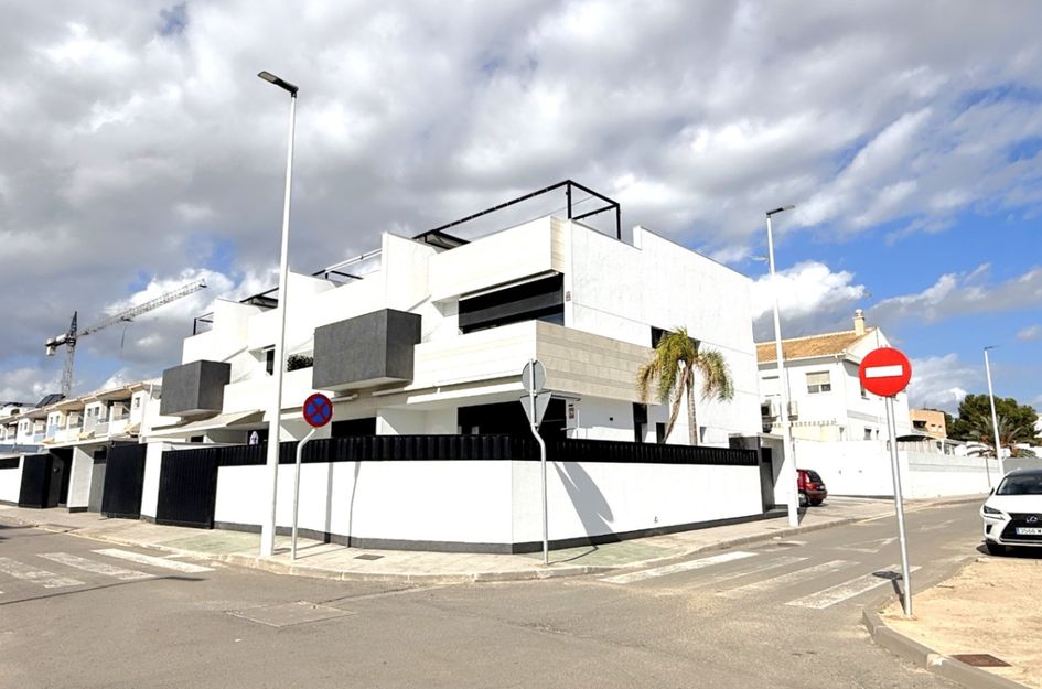 Bungalow in Pilar de la Horadada