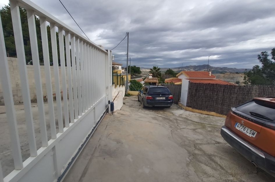 Villa in Cañadas de San Pedro