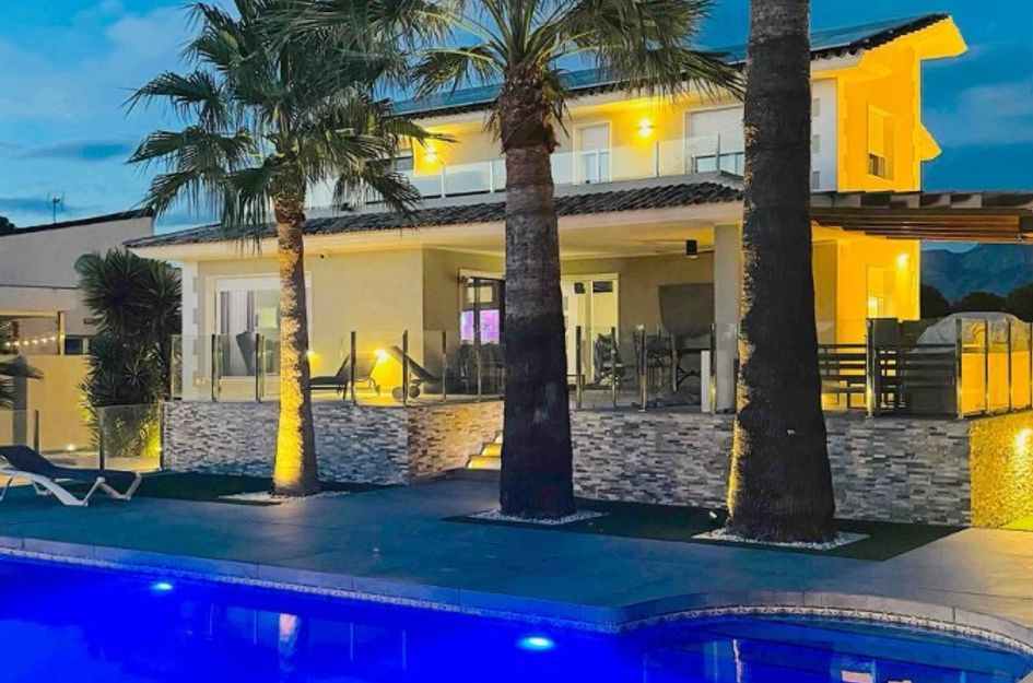 Villa in L'Alfàs del Pi