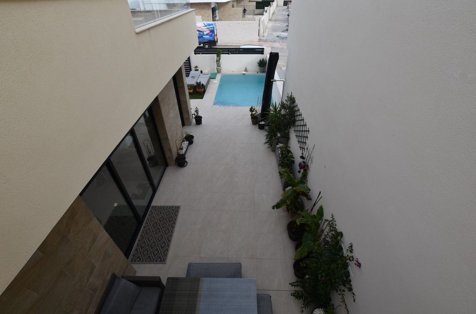 Villa in Los Montesinos