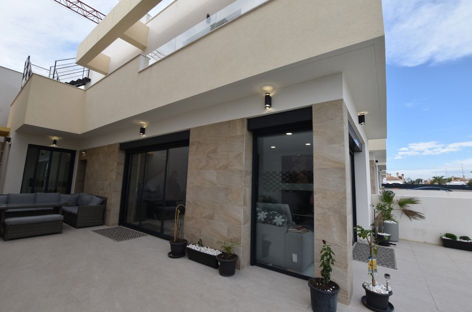 Villa in Los Montesinos