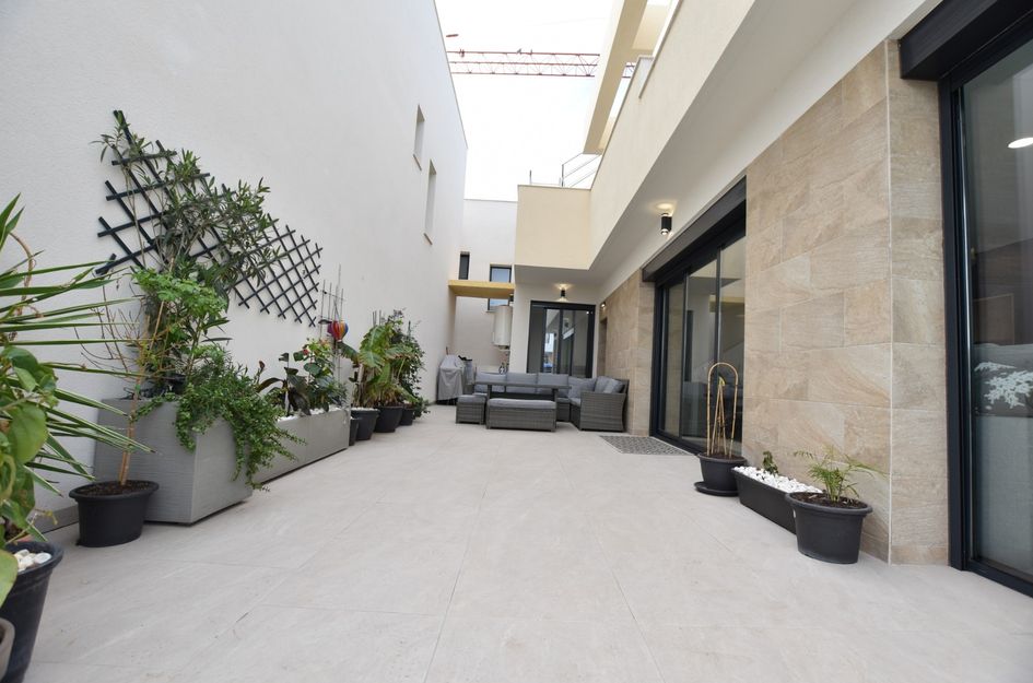 Villa in Los Montesinos