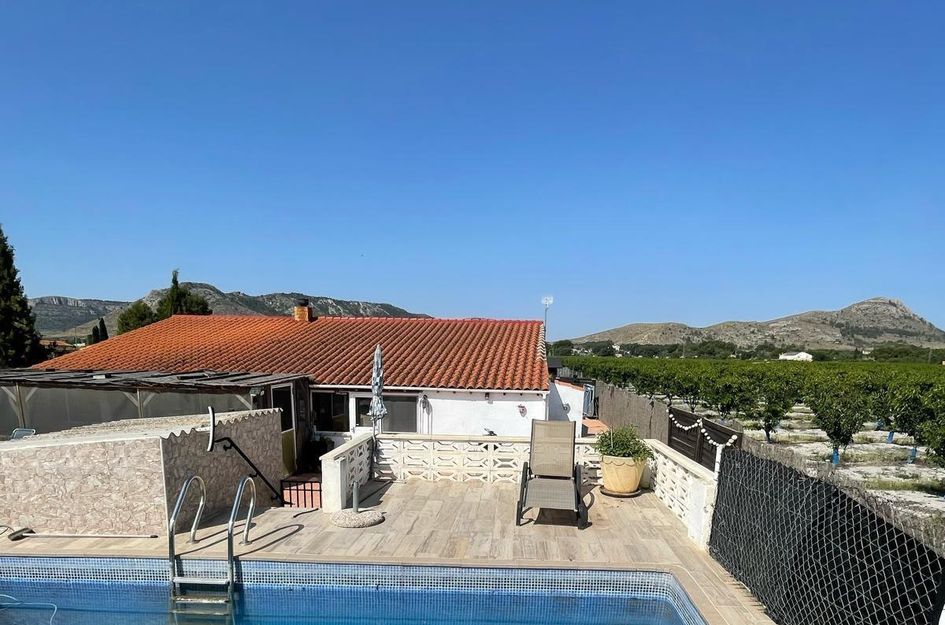 Villa in Las Virtudes