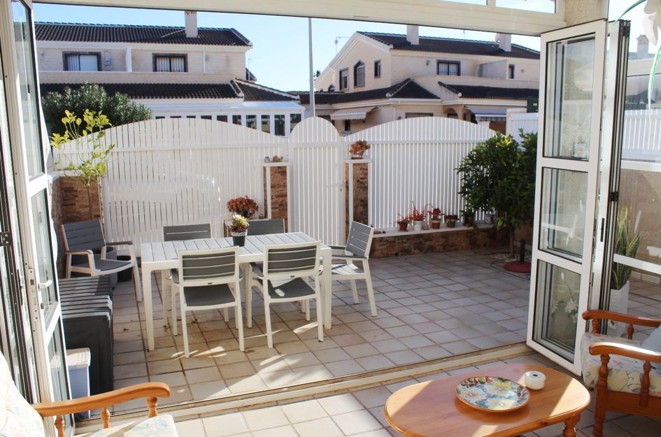 Villa in Torre de la Horadada