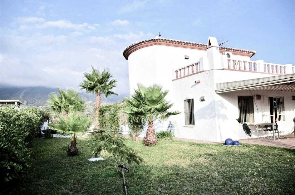 Villa in Viñuela