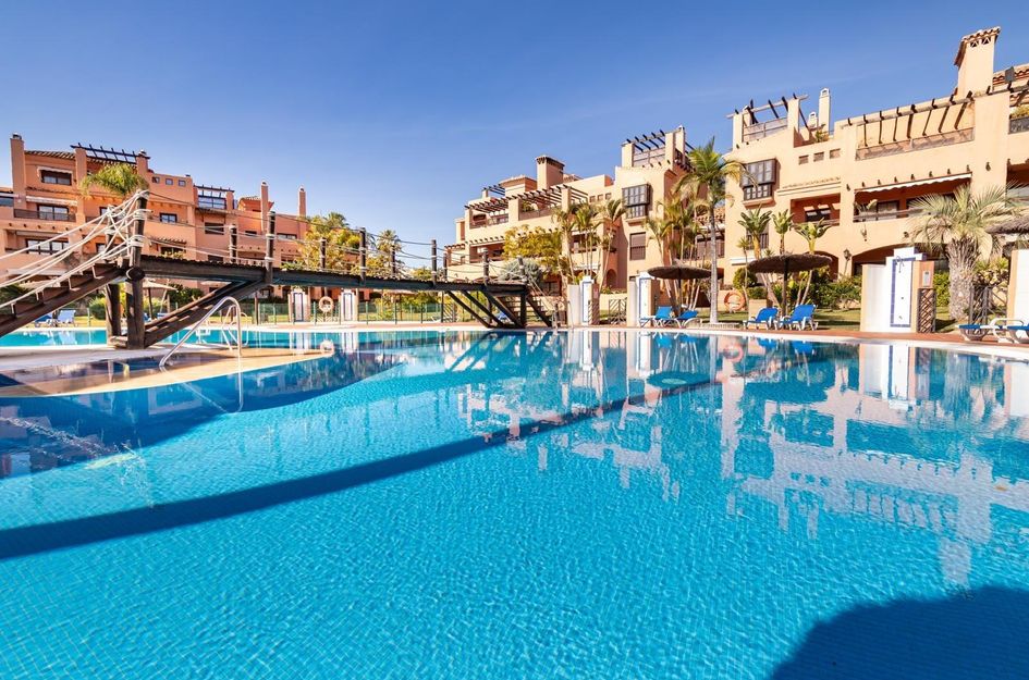 Appartement in Urbanización Puerto de Estepona
