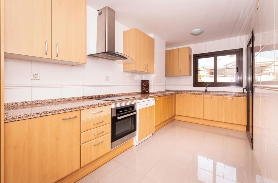 Appartement in Urbanización Puerto de Estepona