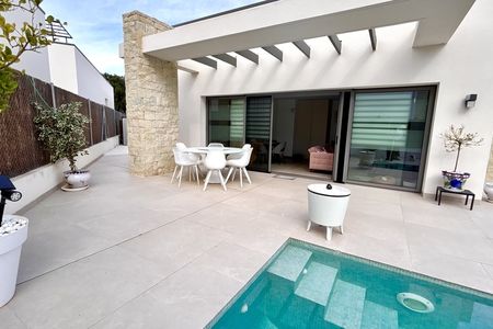 Villa in San Miguel de Salinas