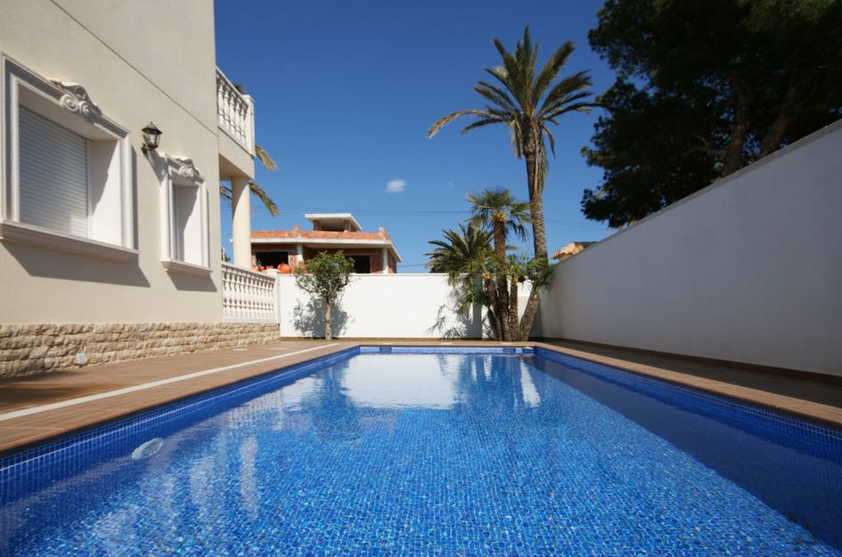 Villa in Cabo Roig