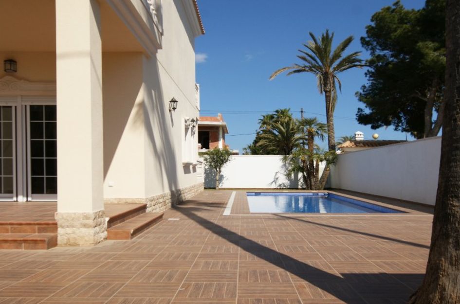 Villa in Cabo Roig