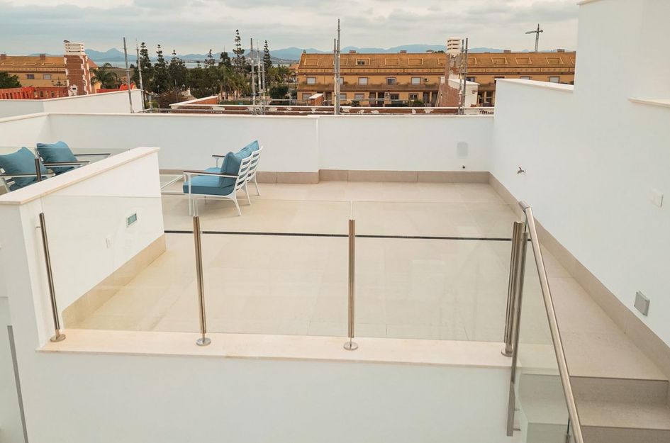 Halfvrijstaand in Los Alcázares