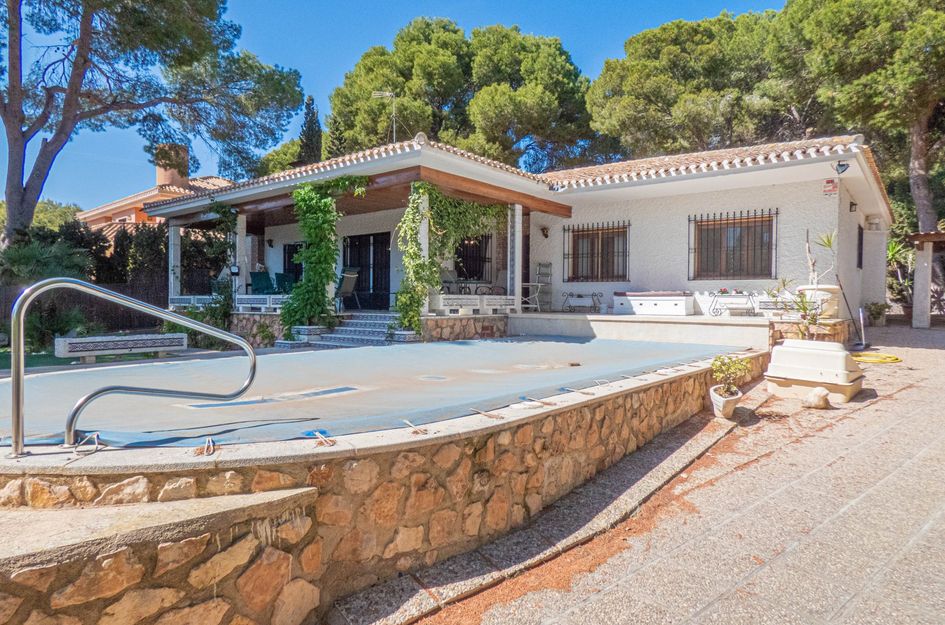 Villa in Dehesa de Campoamor