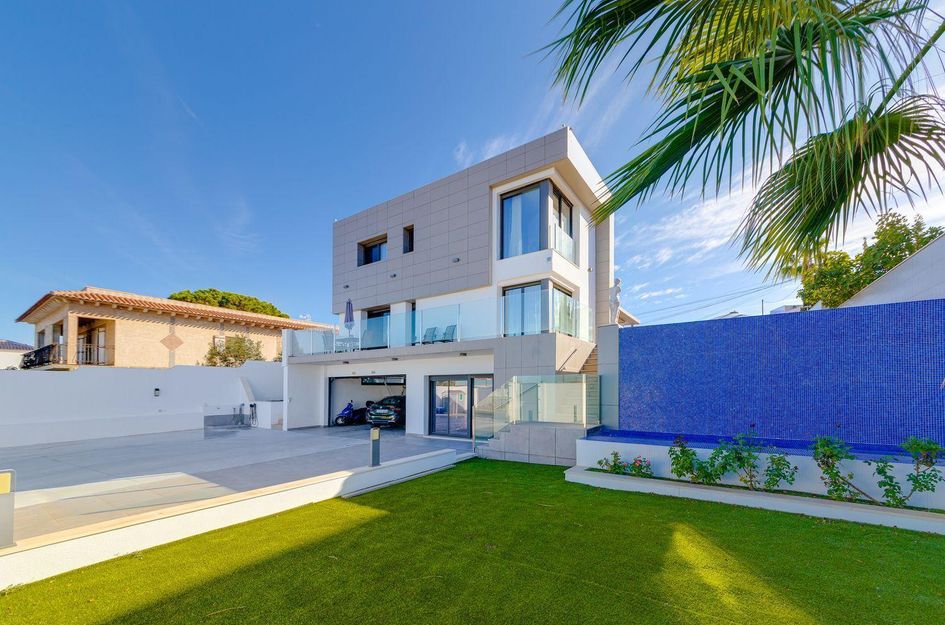 Villa in Torrevieja