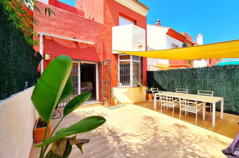 Huis in Urbanización Puerto de Estepona