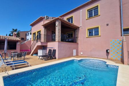 Villa in Orba