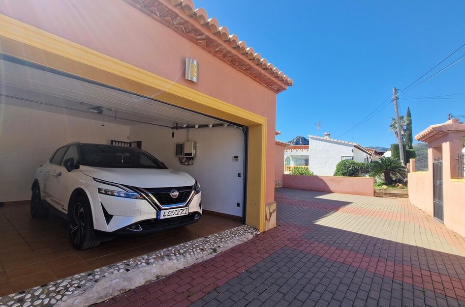 Villa in Orba