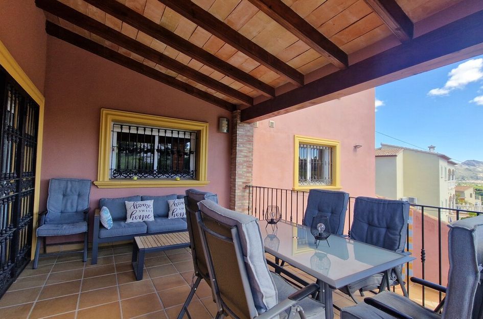 Villa in Orba