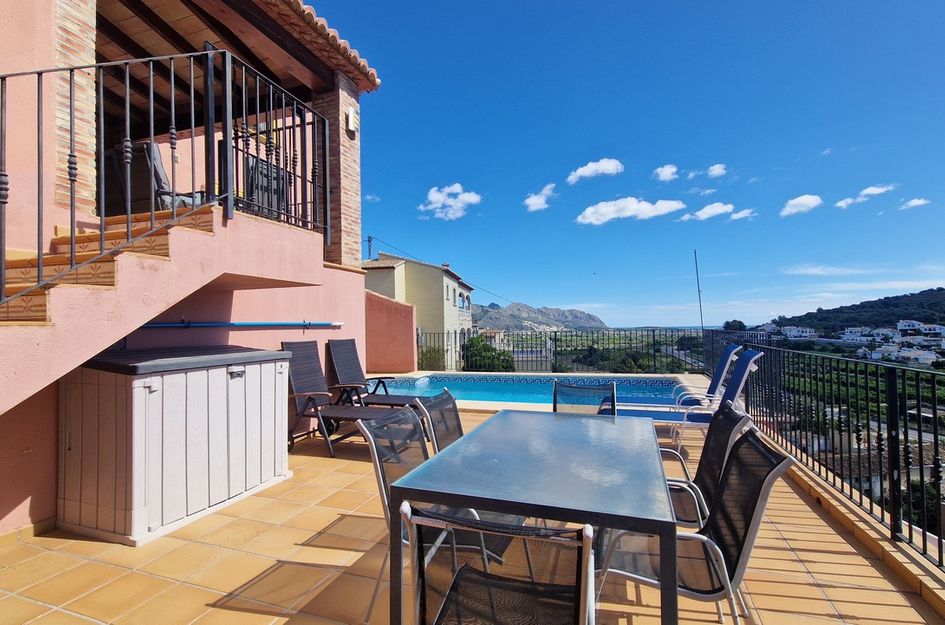 Villa in Orba