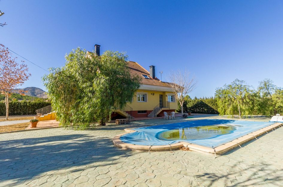 Villa in Yecla