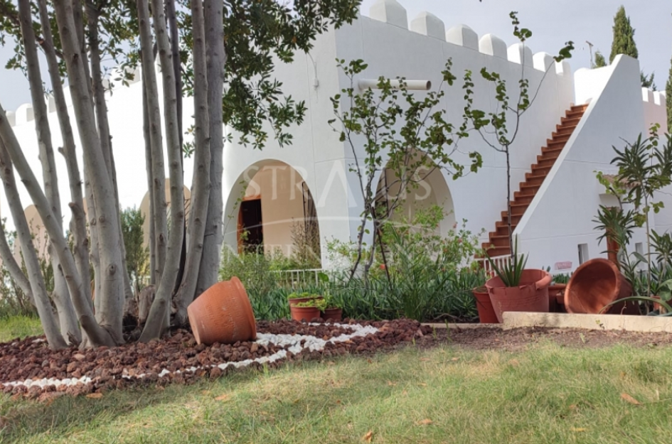 Villa in Sax