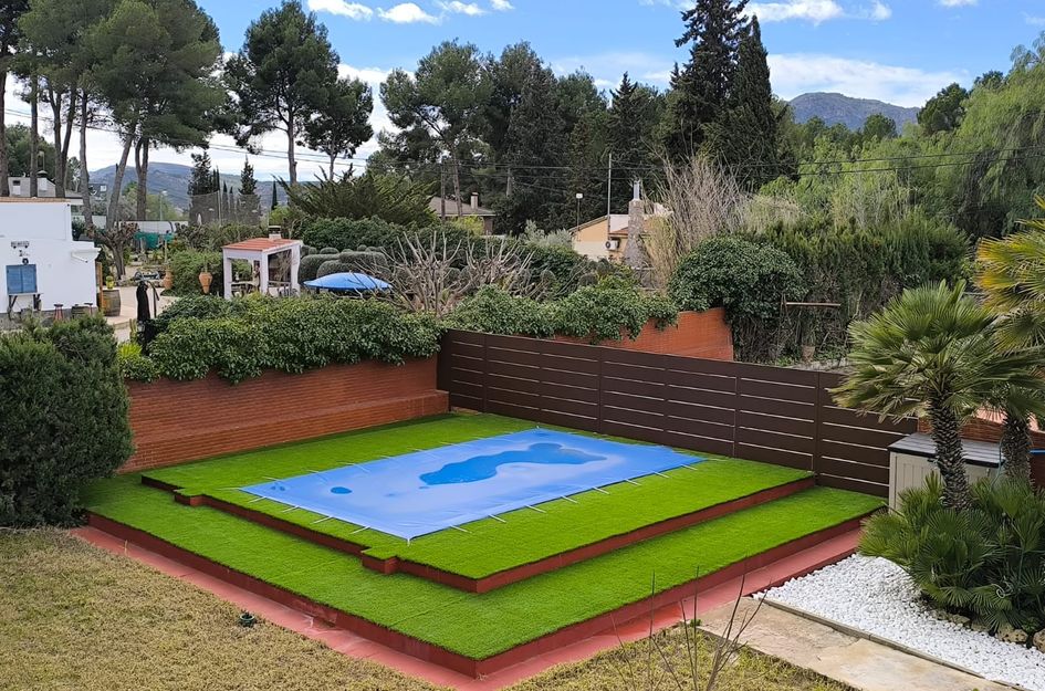 Villa in Sax