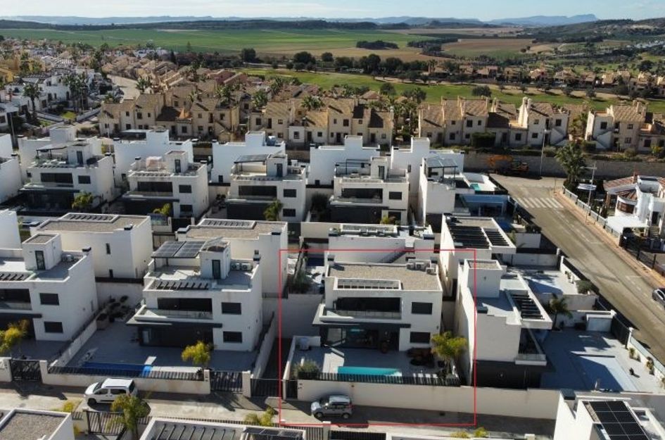 Villa in Algorfa