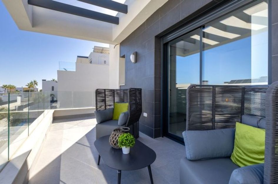 Villa in Algorfa