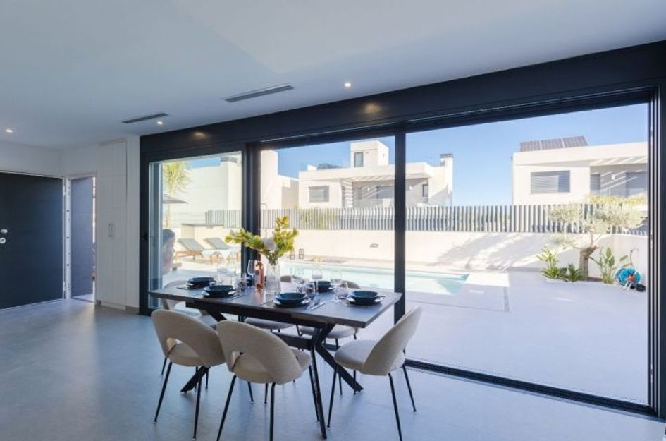 Villa in Algorfa