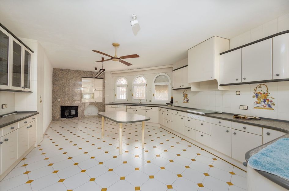 Villa in Benalmádena