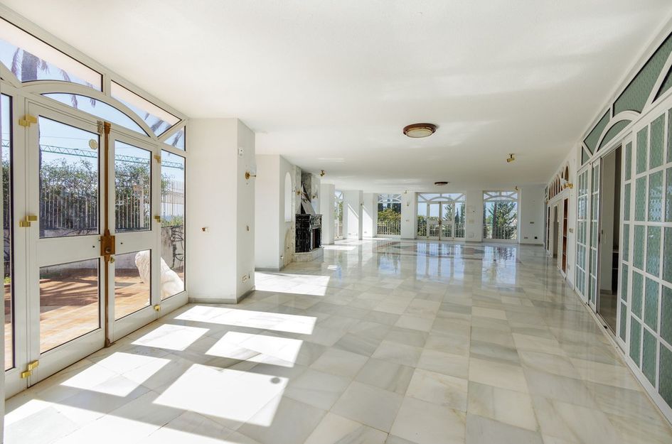 Villa in Benalmádena