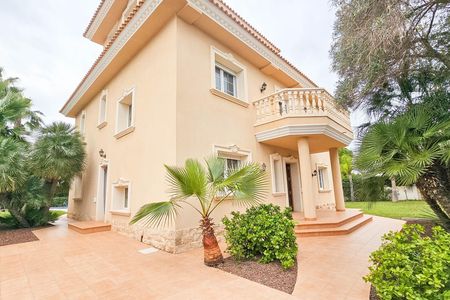 Villa in Cabo Roig
