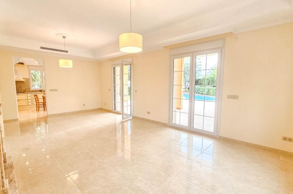 Villa in Cabo Roig