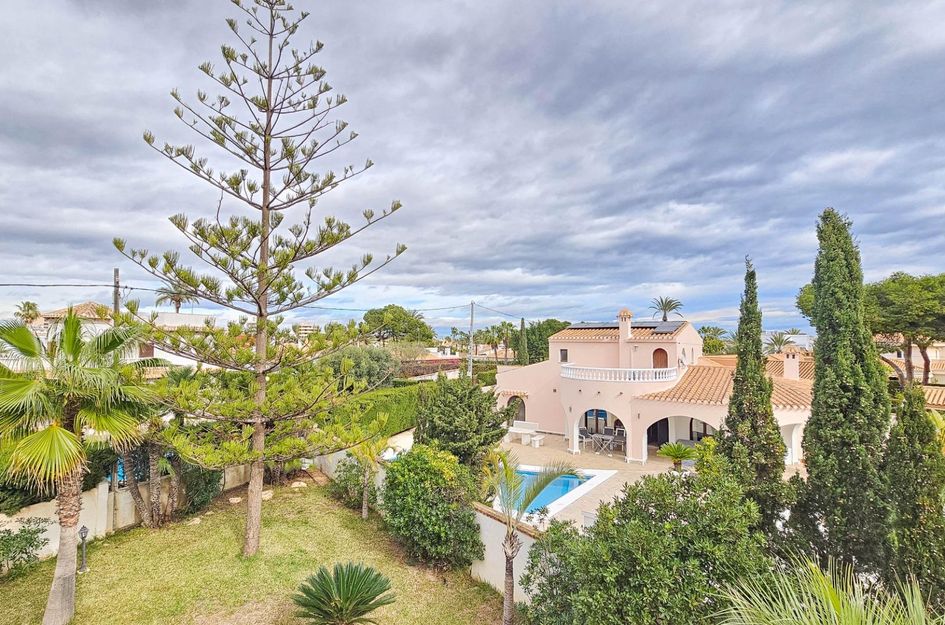 Villa in Cabo Roig