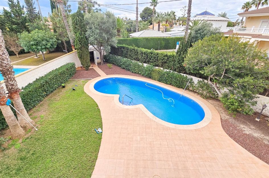 Villa in Cabo Roig