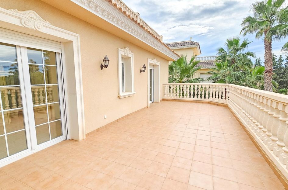 Villa in Cabo Roig