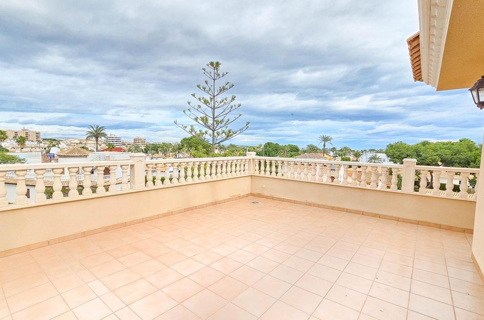 Villa in Cabo Roig
