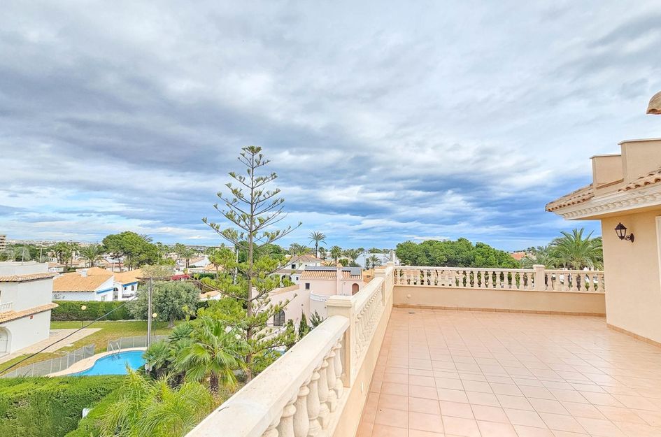 Villa in Cabo Roig