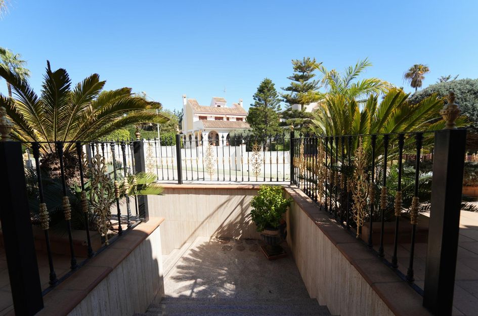 Villa in Dehesa de Campoamor