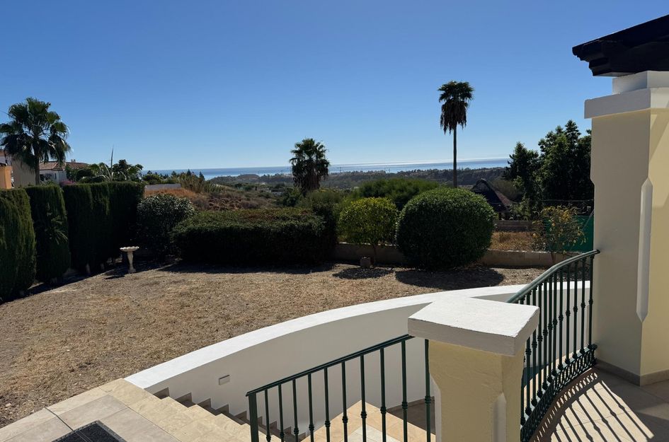 Villa in Urbanización Puerto de Estepona