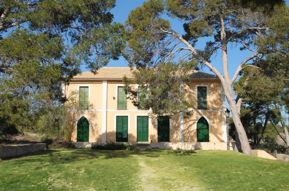 Villa in Alicante