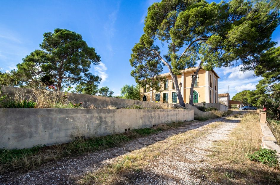 Villa in Alicante