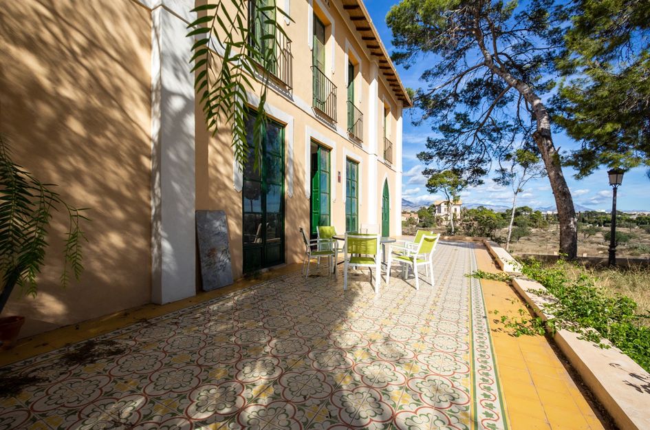 Villa in Alicante