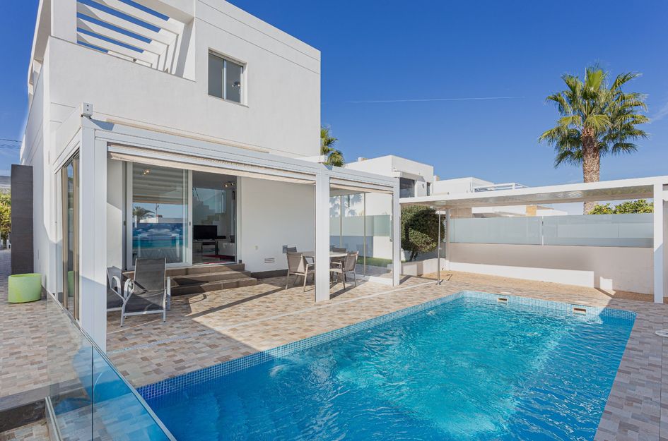 Villa in Dehesa de Campoamor