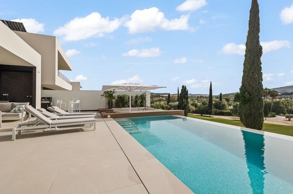 Villa in Castillo de Montemar