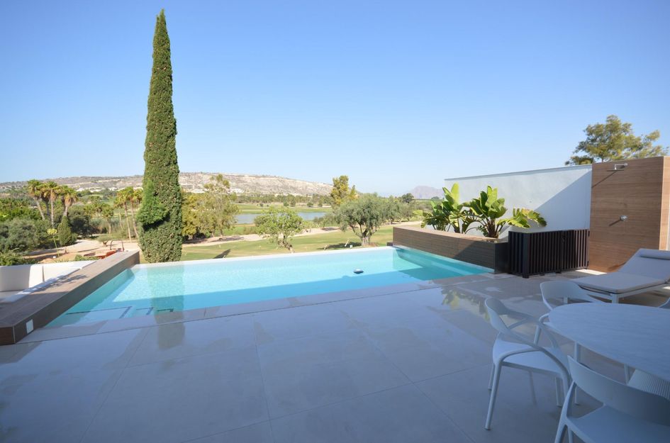 Villa in Castillo de Montemar