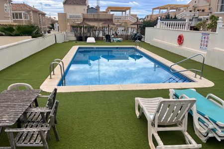 Duplex in San Miguel de Salinas